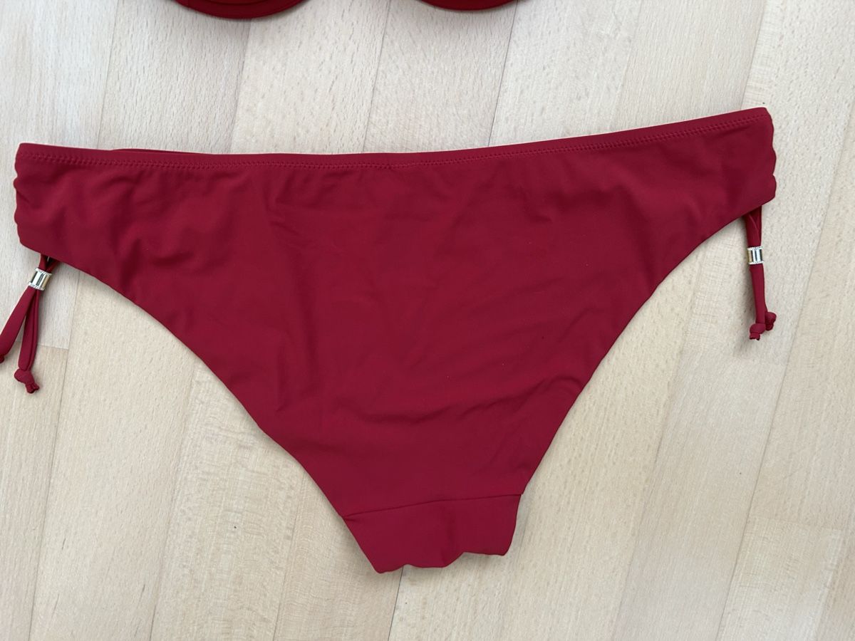 Costumi da bagno & Bikini: Bikini rot, B 75/80, Höschen L – Usato da Reinach BL venduto da meinstil 3