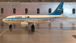 HERPA LUXAIR BOEING 737-500 1:500