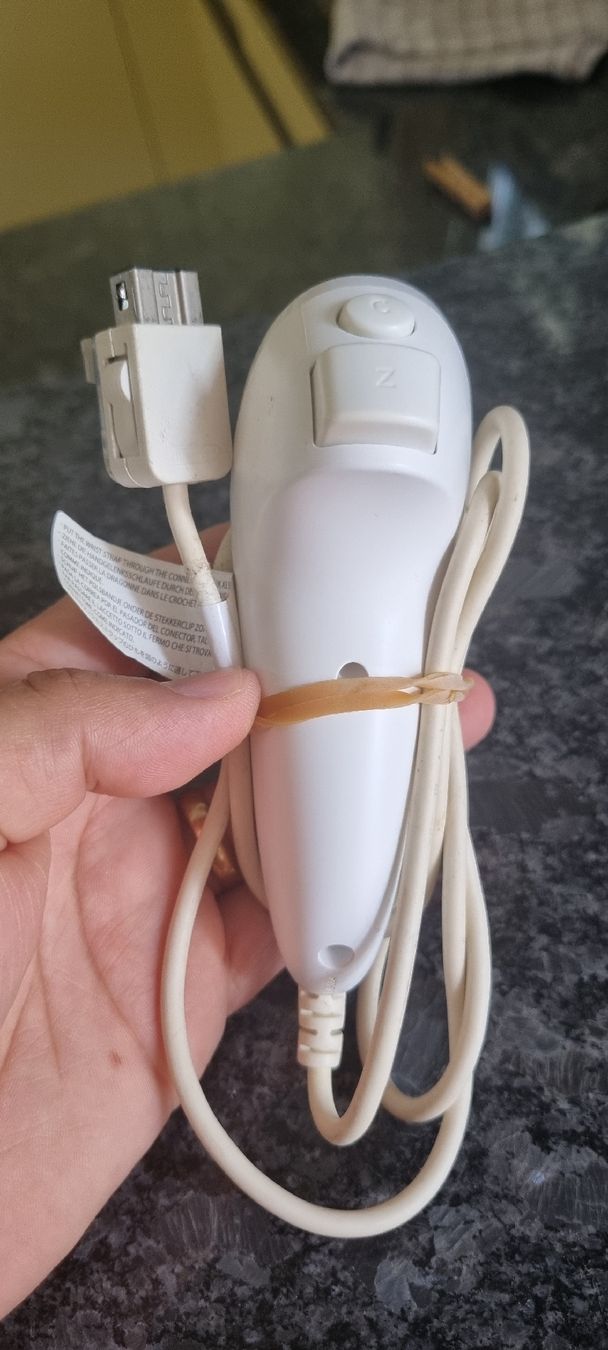 Controller: Wii Remote Controller Genuine Nintendo – Usato da Allschwil venduto da NDSS9483 1
