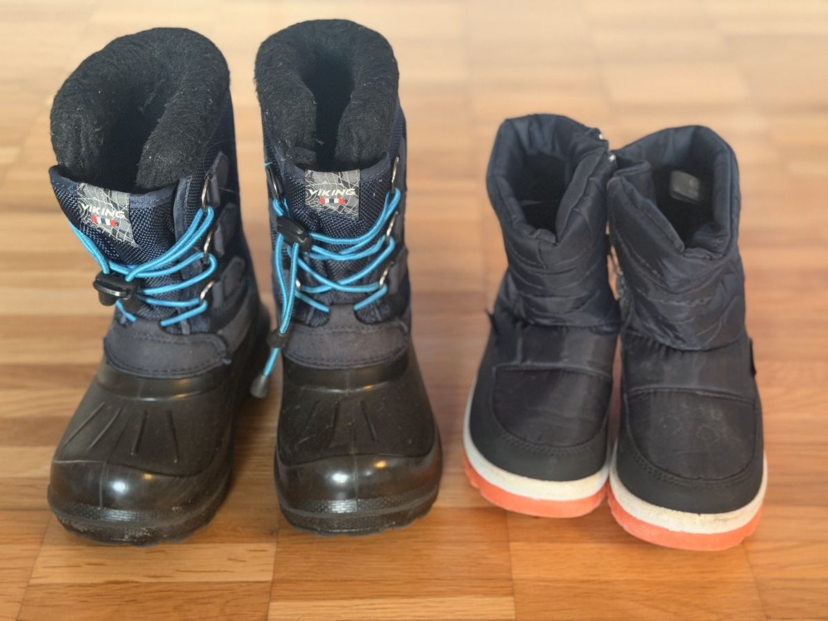 Chaussures garçon: Kinder Winterstiefel Grösse 24  – D'occasion à Schaan par lulu_xx