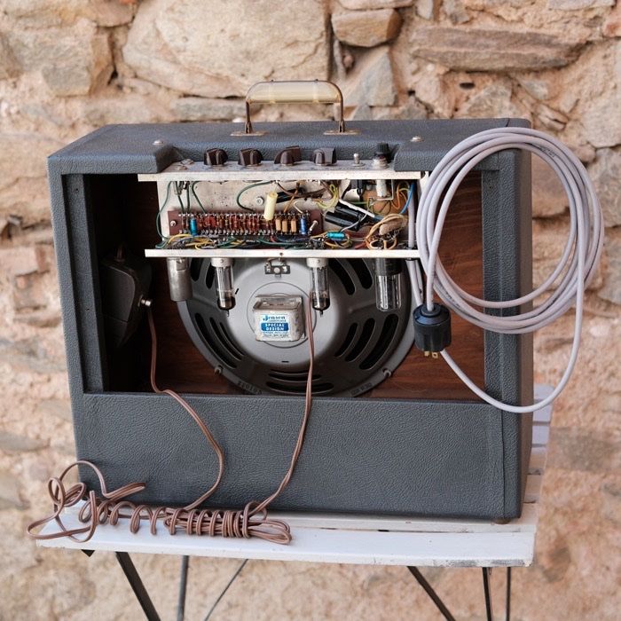 Epiphone Amplificatori: 1962 Epiphone Devon Tremolo Amp – Usato da Iseo venduto da Fandango-Guitars 2