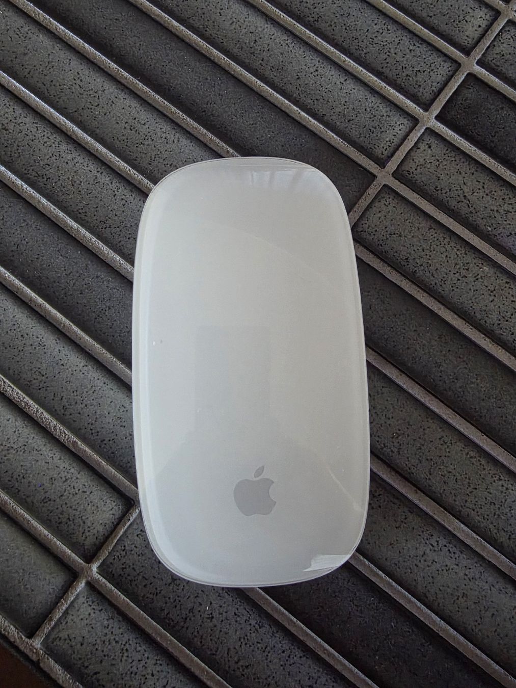 Apple Mouse: Apple Magic Mouse gen 2 – Usato da Biberist venduto da Volo28 1