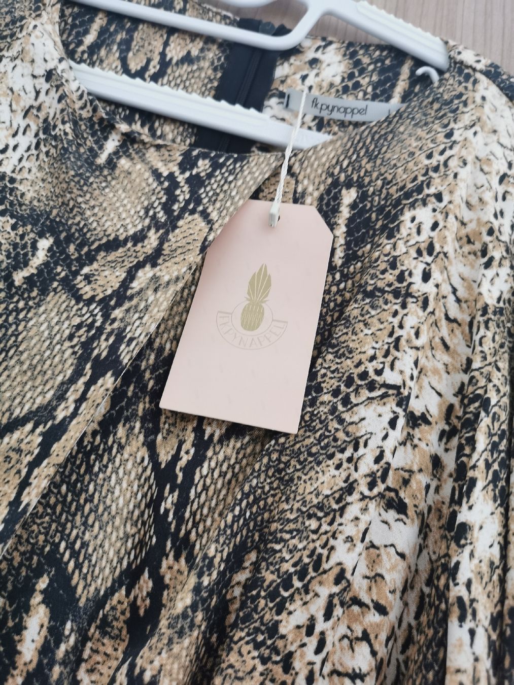 Vestiti: Traumhaftes Kleid – Nuovo (secondo la descrizione) da Zunzgen venduto da Fleksi