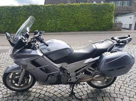 Yamaha FJR 1300 ABS mit MFK und Leovince