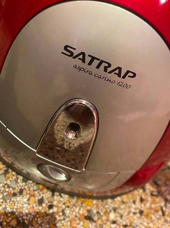 Aspirateurs & Accessoires: ASPIRAPOLVERE SATRAP – D'occasion à Bellinzona par BLACK_CARTINA 1