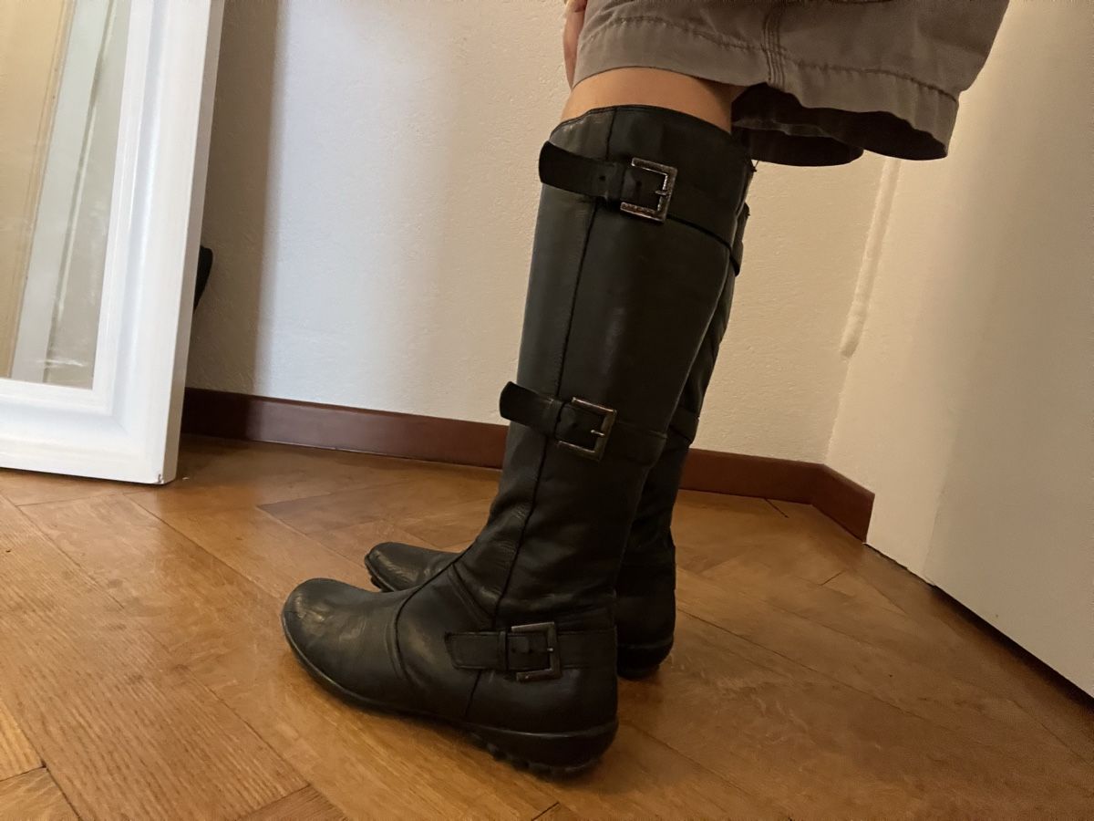 Scarpe da donna: bottes en cuir  – Usato da Neuchâtel venduto da ale_xv2m