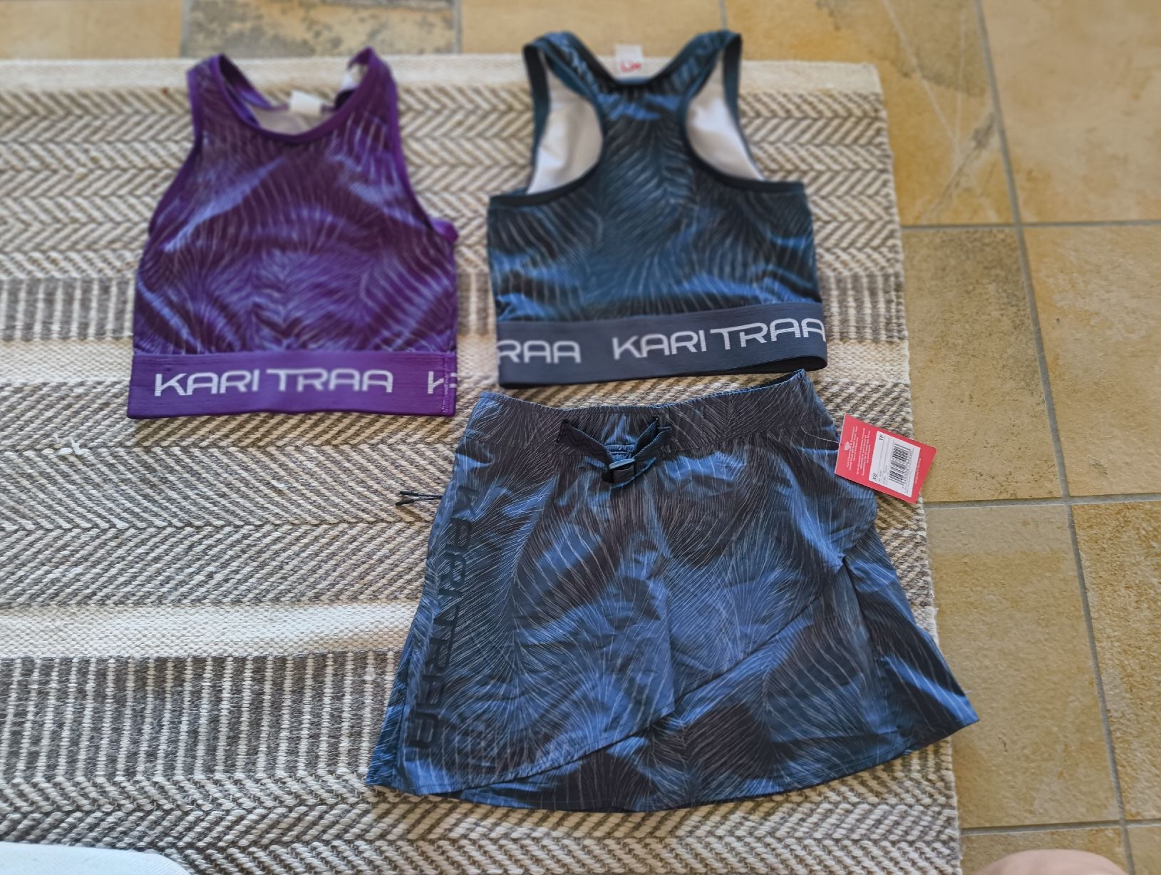 Lotti di vestiti: Kari Traa Sport Set XS/S – Nuovo (secondo la descrizione) da Stein am Rhein venduto da DaOhana