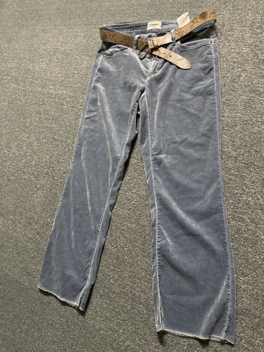 Cambio Pantaloni: Cambio Hose mit Gürtel Gr 40 – Nuovo (secondo la descrizione) da Baltschieder venduto da YmroBe