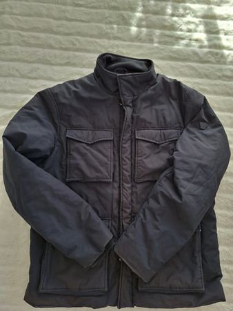 Veste  Armani Jeans, taille L,