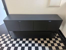 Modernes Sideboard / Konsolentisch mit Stauram