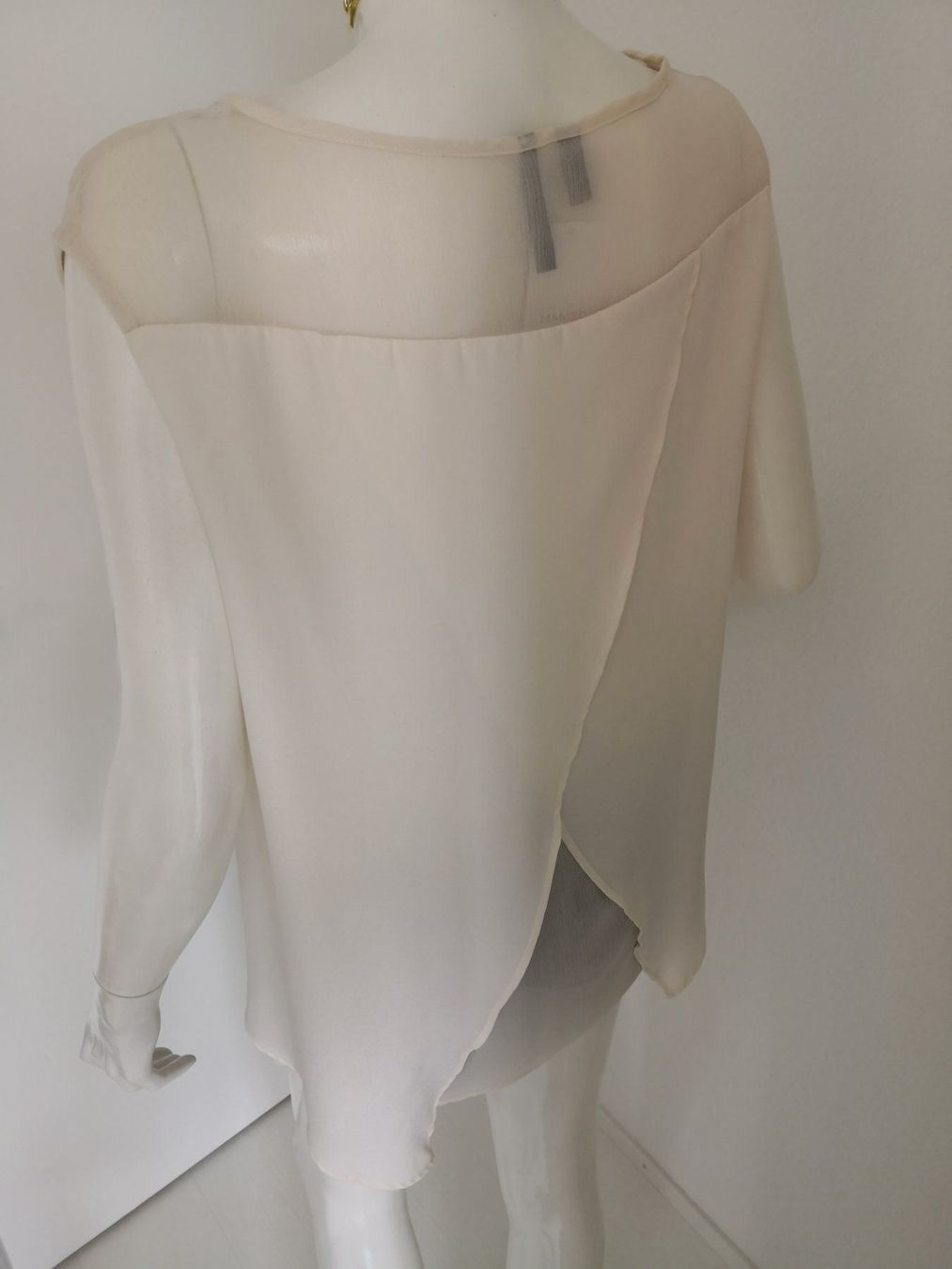 Mango Camicette: 🤩MANGO SUIT SATIN-CREPE BLUSE ECRU NEU & GUCCI P. – Nuovo (secondo la descrizione) da Olten venduto da Naja-Twins-Twins 7