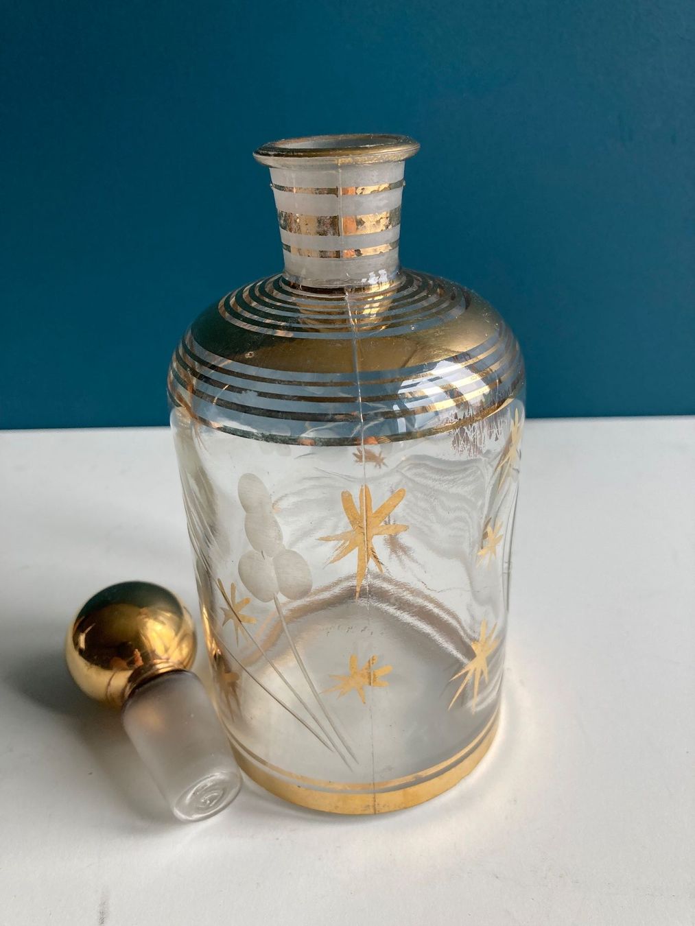 Sonstiges Geschirr & Gläser: Dekorative Glasflasche mit Goldmuster, Vintage Style – Gebraucht aus Winterthur von silen 3