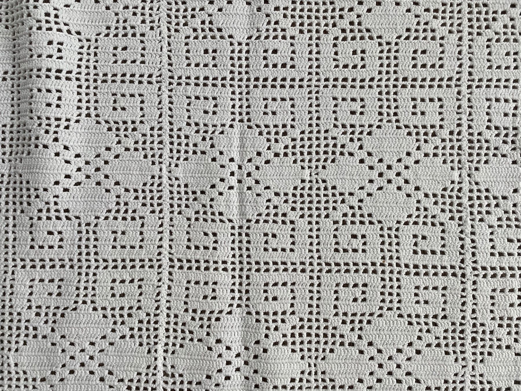 Coperte: Gehäkelte Tagesdecke – Usato da Wabern venduto da up2zero 1
