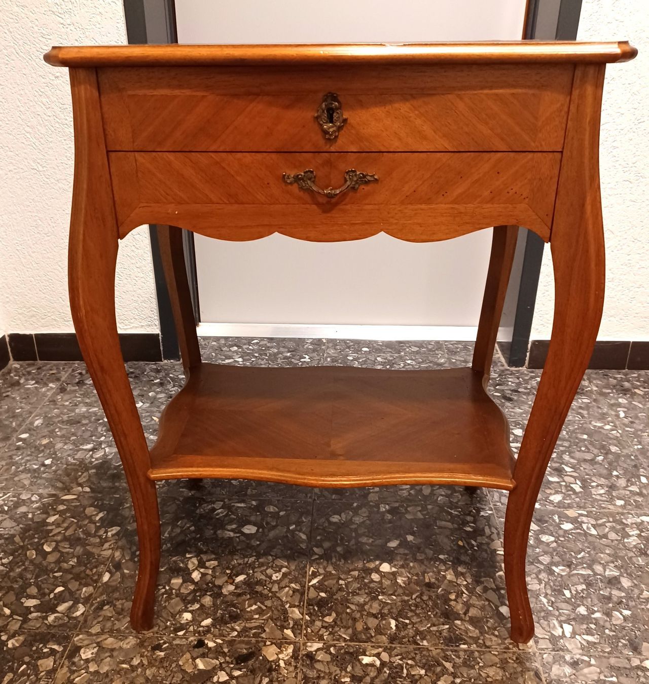 Schränke: Vintage Nähschrank 1900 -F44 – Gebraucht aus Morges von vimajes12
