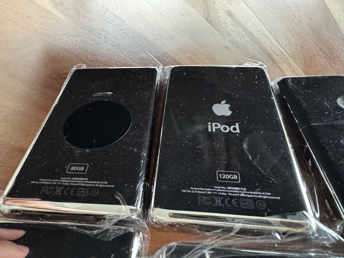 Apple Systèmes audio & multimédias: iPod Classic 5./6./7. Generation Backplate / Rückseite – Neuf (Voir description) à St. Gallen par hae_6rmh 1
