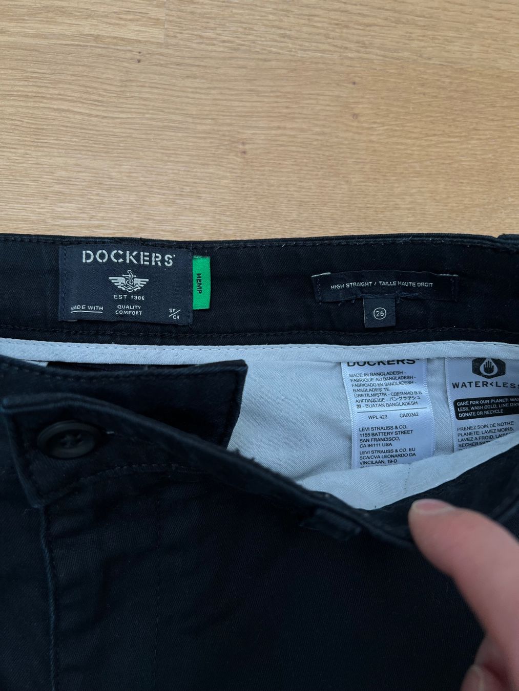 Pantaloni: DOCKERS Chino – Usato da St-George venduto da alaixee 4