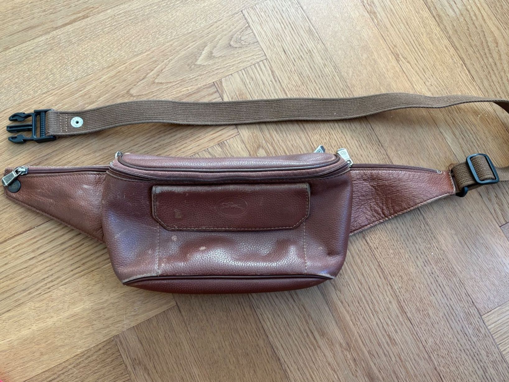 Longchamp Borse: Longchamp Bauchtasche Herren – Usato da Luzern venduto da Optimo89