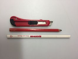 2 Maurerbleistifte und Messer Cutter