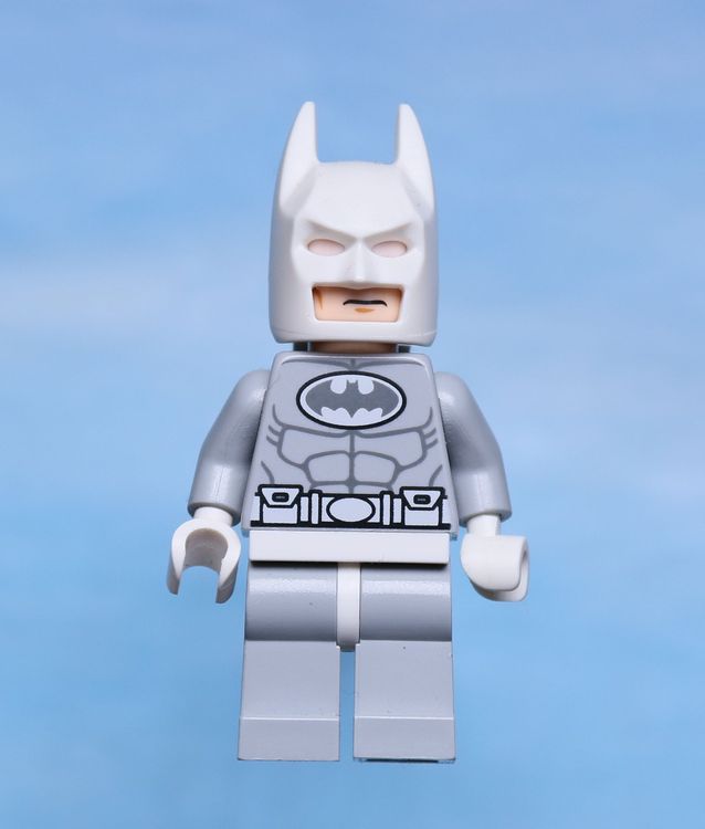 LEGO Batman Minifigure The White Super Hero Arctic Batman | Kaufen auf ...