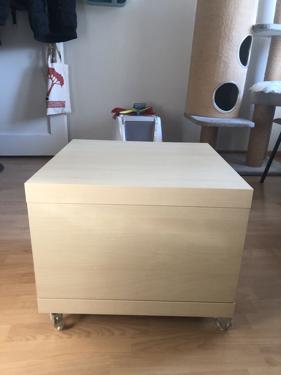 Ikea Tische: Table base avec roulettes – Gebraucht aus Biel/Bienne von Lianumi 1