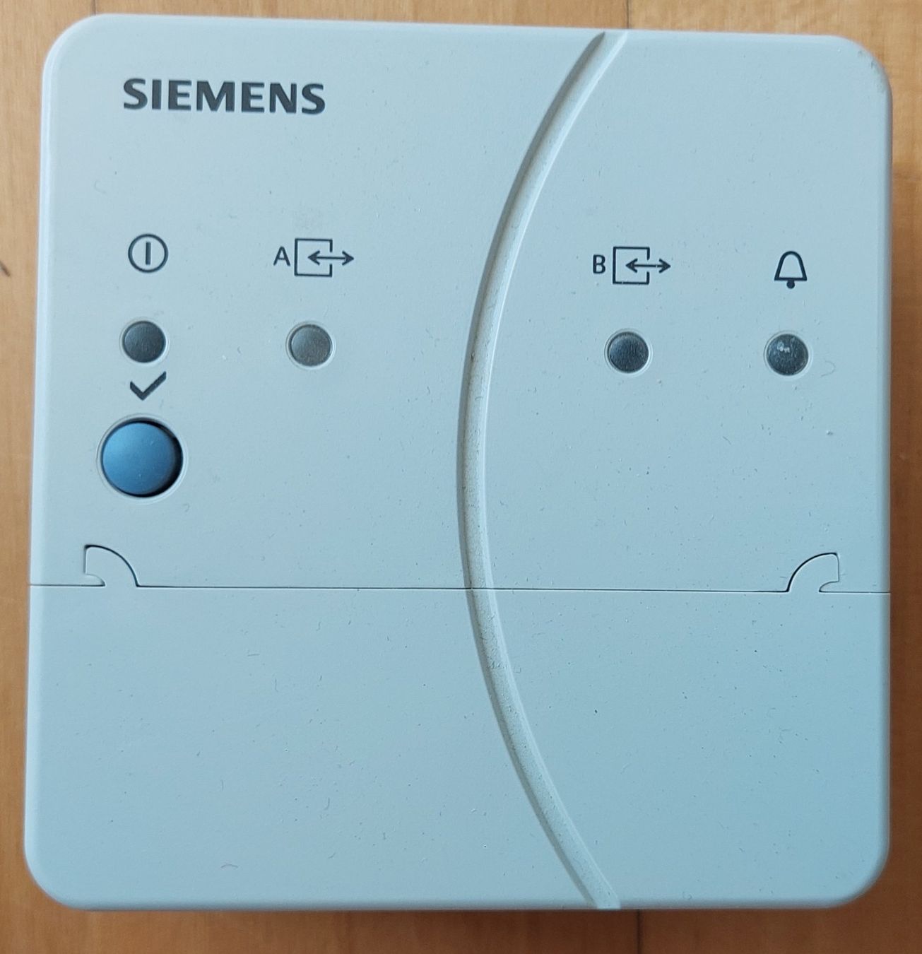 Componenti elettronici: Siemens OZW672.01 Kommunikationsmodul Neu – Nuovo e nell'imballaggio originale da Rüti ZH venduto da akazia2