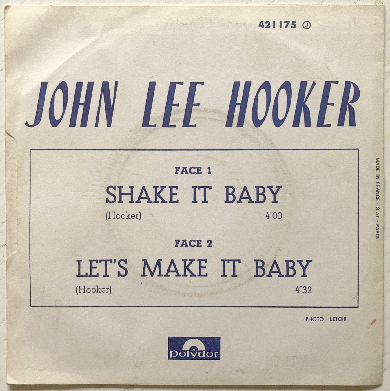 Vinyles: JOHN LEE HOOKER - SHAKE IT BABY – D'occasion à Bottens par hotter-than-hell 1