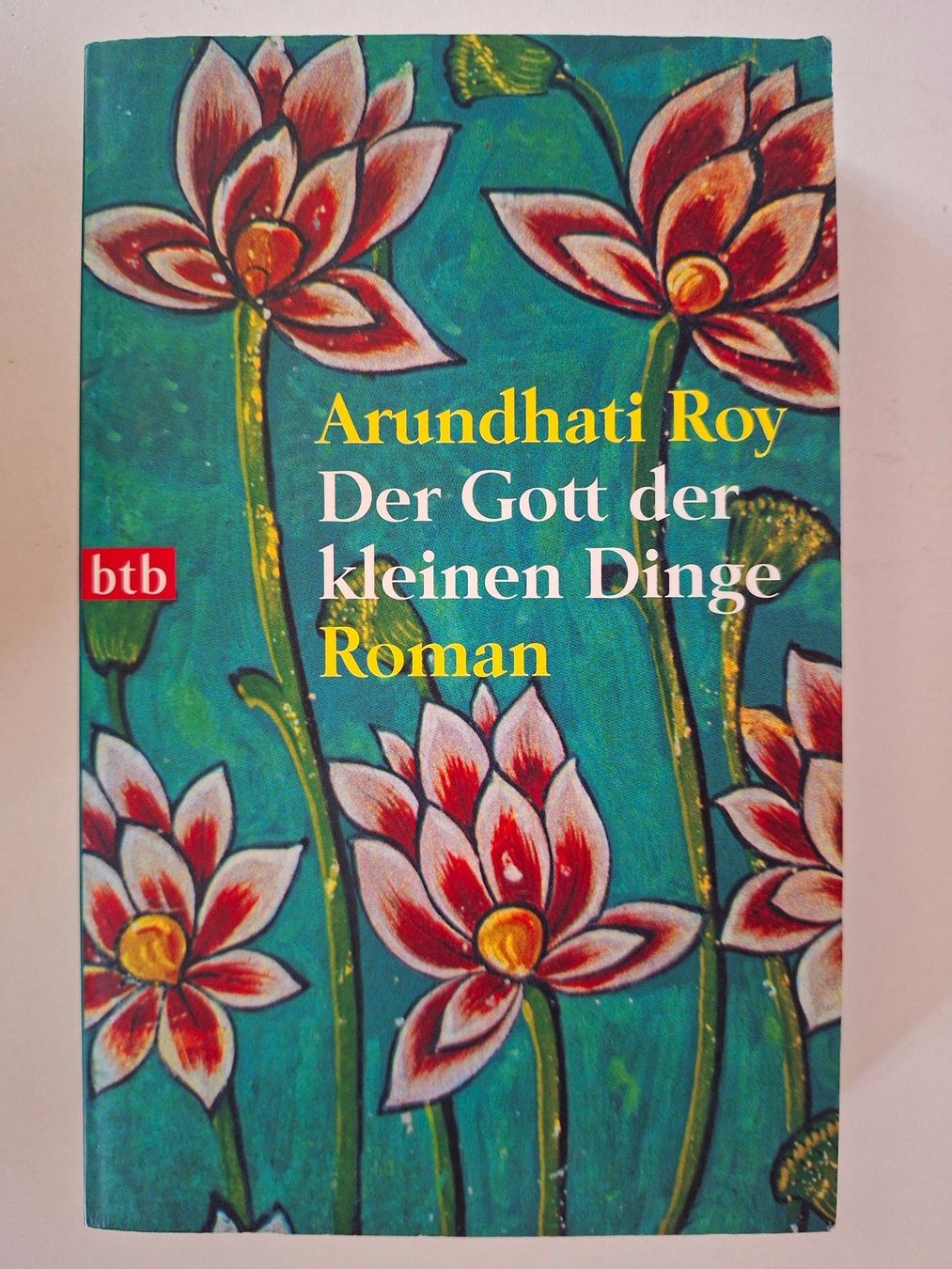Libri: Arundhati Roy - Der Gott der kleinen Dinge – Usato da Dietikon venduto da Buchantiqdietikon