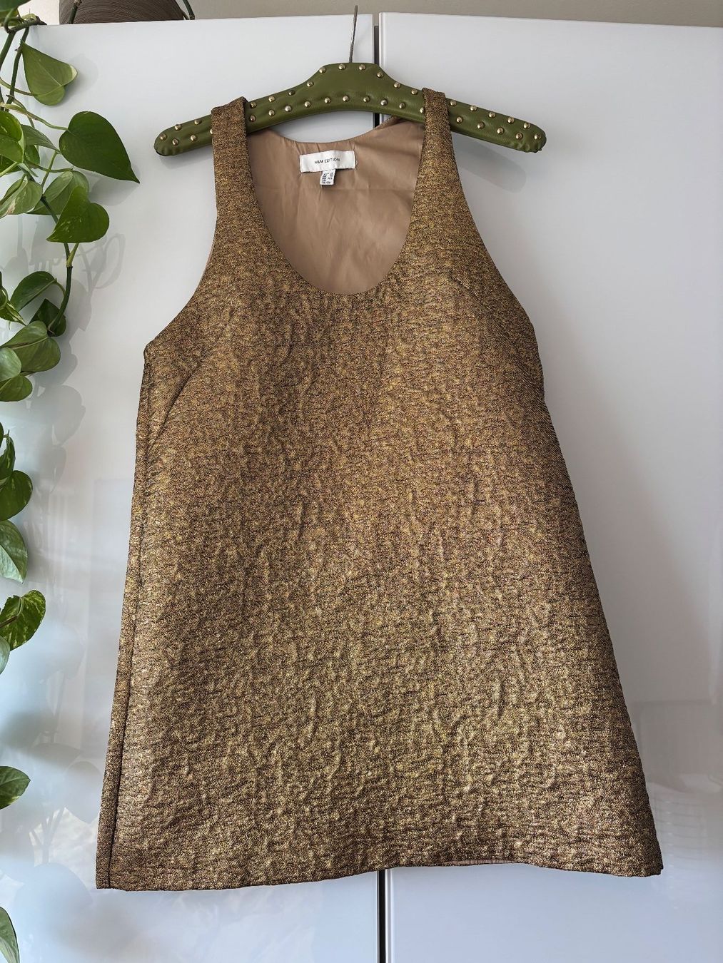 H&M Tops: H&M Edition goldenes Top Gr. XS – Gebraucht aus Zürich von missmodernage