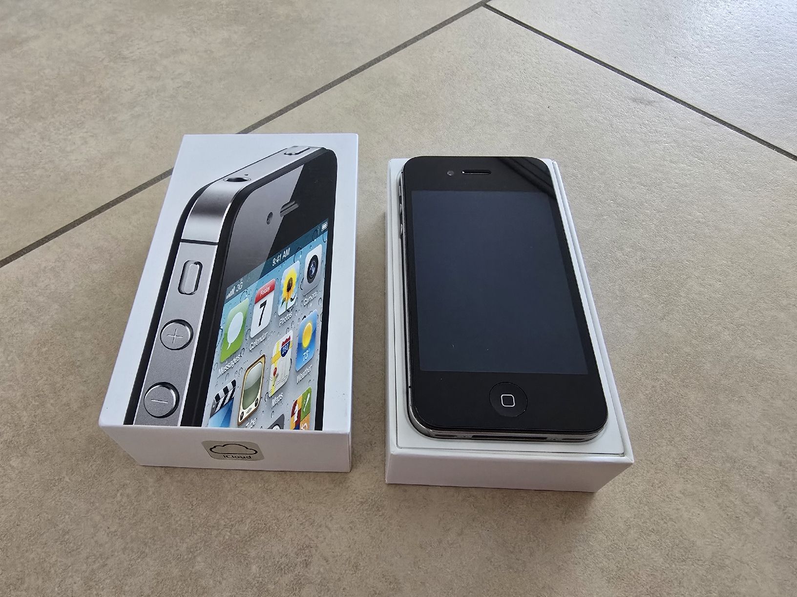 Apple Handys / Smartphones: Iphone 4S – Gebraucht aus Rickenbach b. Wil von VeryLovelyThings