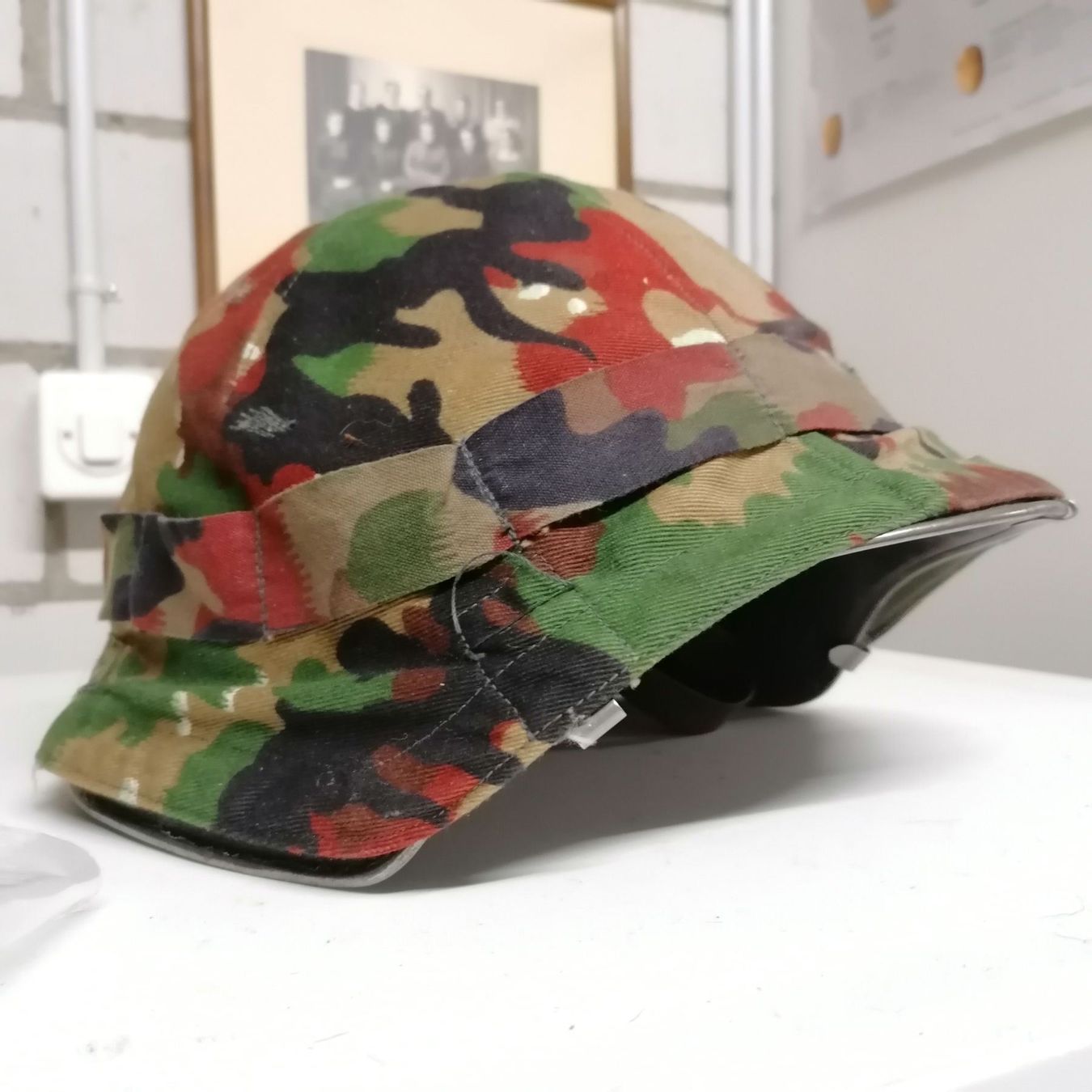 Ausrüstung & Ersatzteile: Stahlhelm Mod.18 Armee Militär – Gebraucht aus Niederönz von guisan45