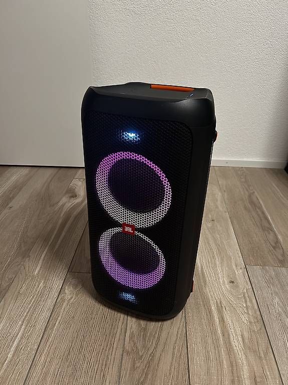 JBL Lautsprecher: Haut-parleur JBL Partybox 100 – Gebraucht aus Biel/Bienne von Binot20