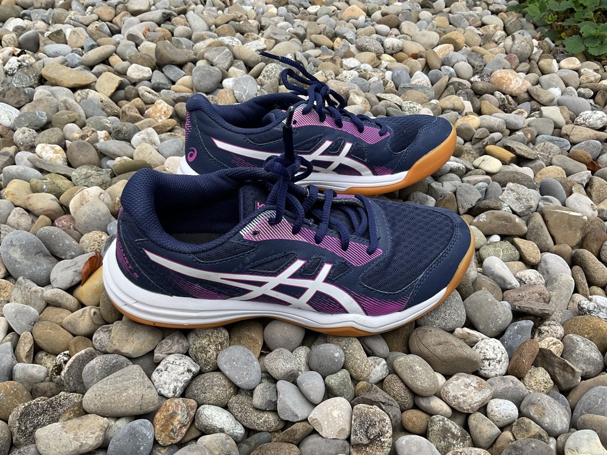 Asics Herrenschuhe: Asics Hallenschuh Grösse 37 – Gebraucht aus Rickenbach SZ von Gambit_1