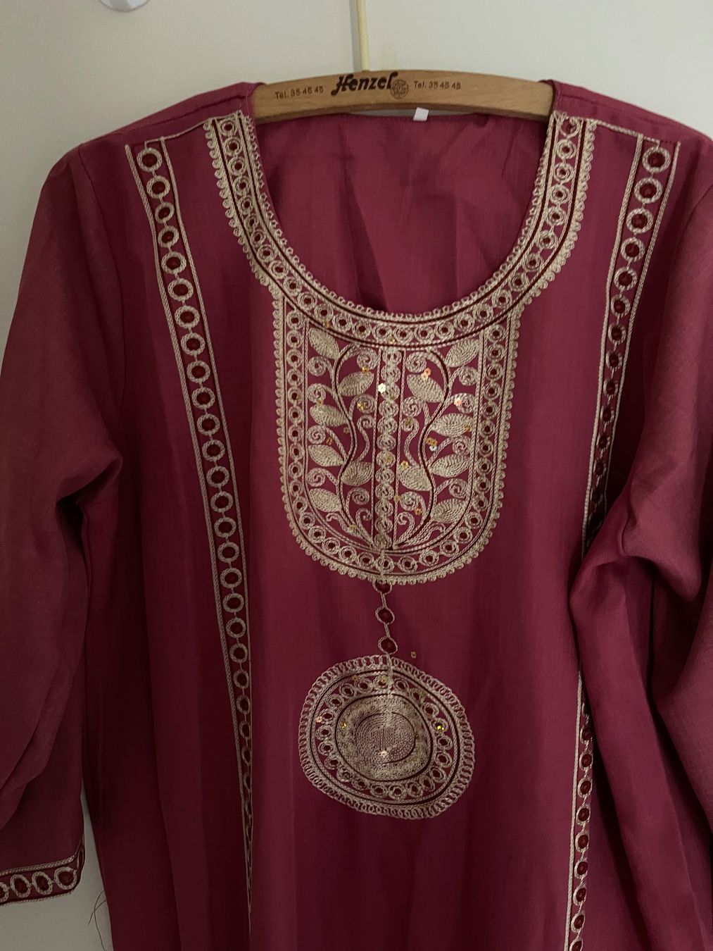 Vestiti: Schönes Kleid 👗 – Usato da Benglen venduto da Shamily 2