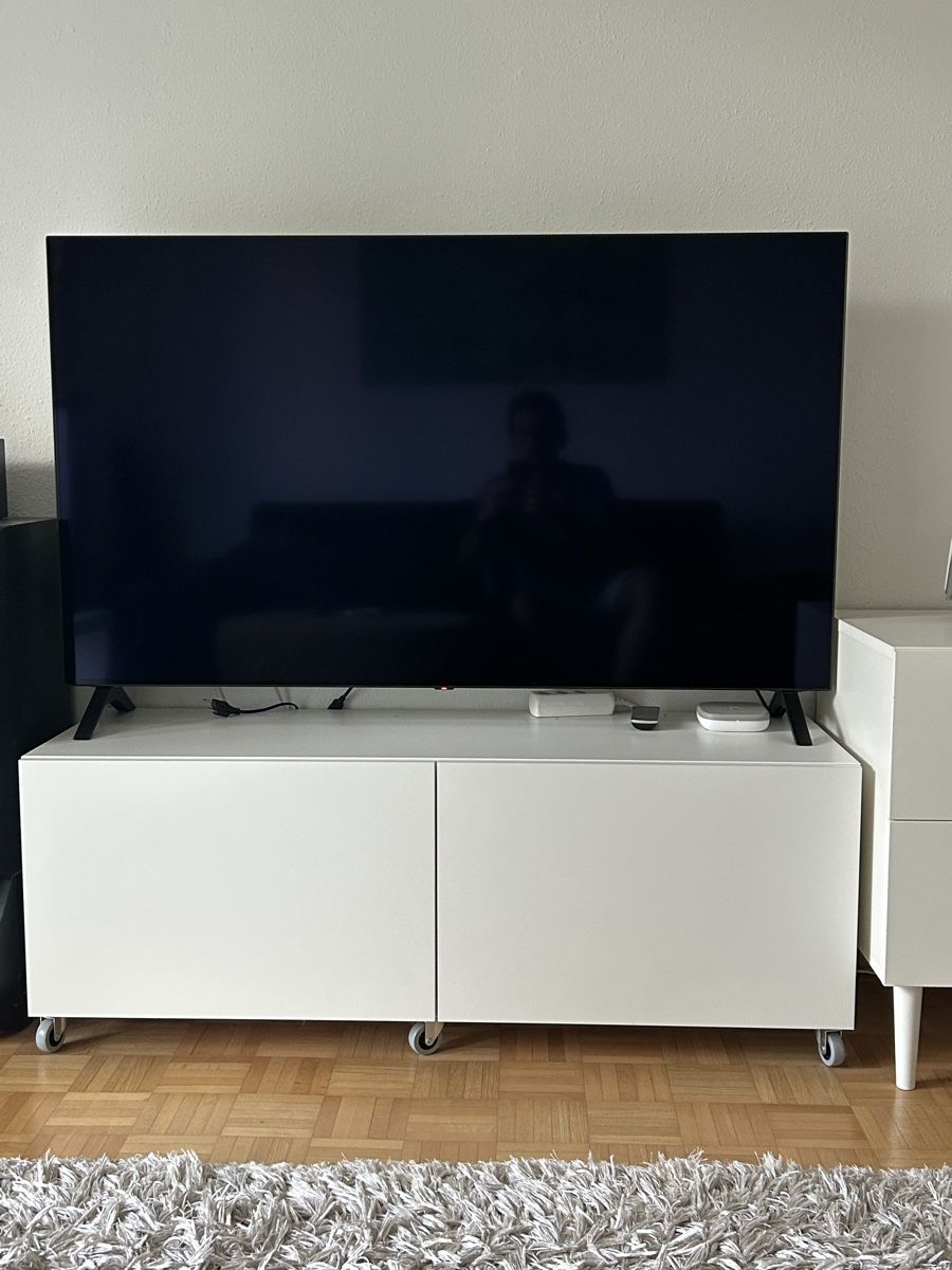 Ikea Mobili TV: IKEA Lowboard BESTA 120cm weiss mit Rollen – Usato da Luzern venduto da zapatae