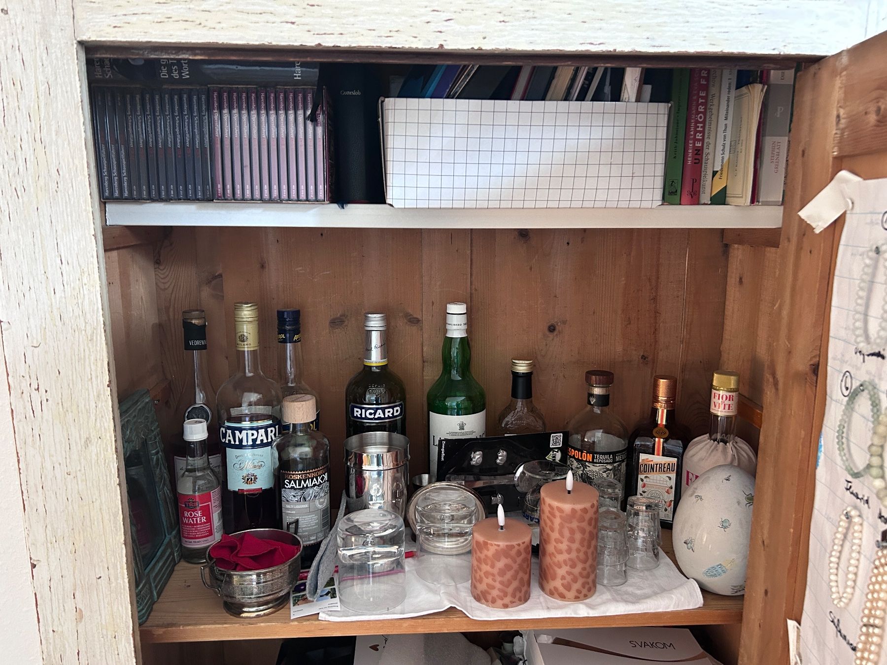 Armadi: Shabby chic Schrank – Usato da Basel venduto da JasminJE 7