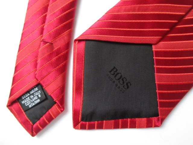 Hugo Boss Cravatte: Hugo Boss / Krawatte aus Seide – Usato da Wetzikon ZH venduto da freeze66north 1