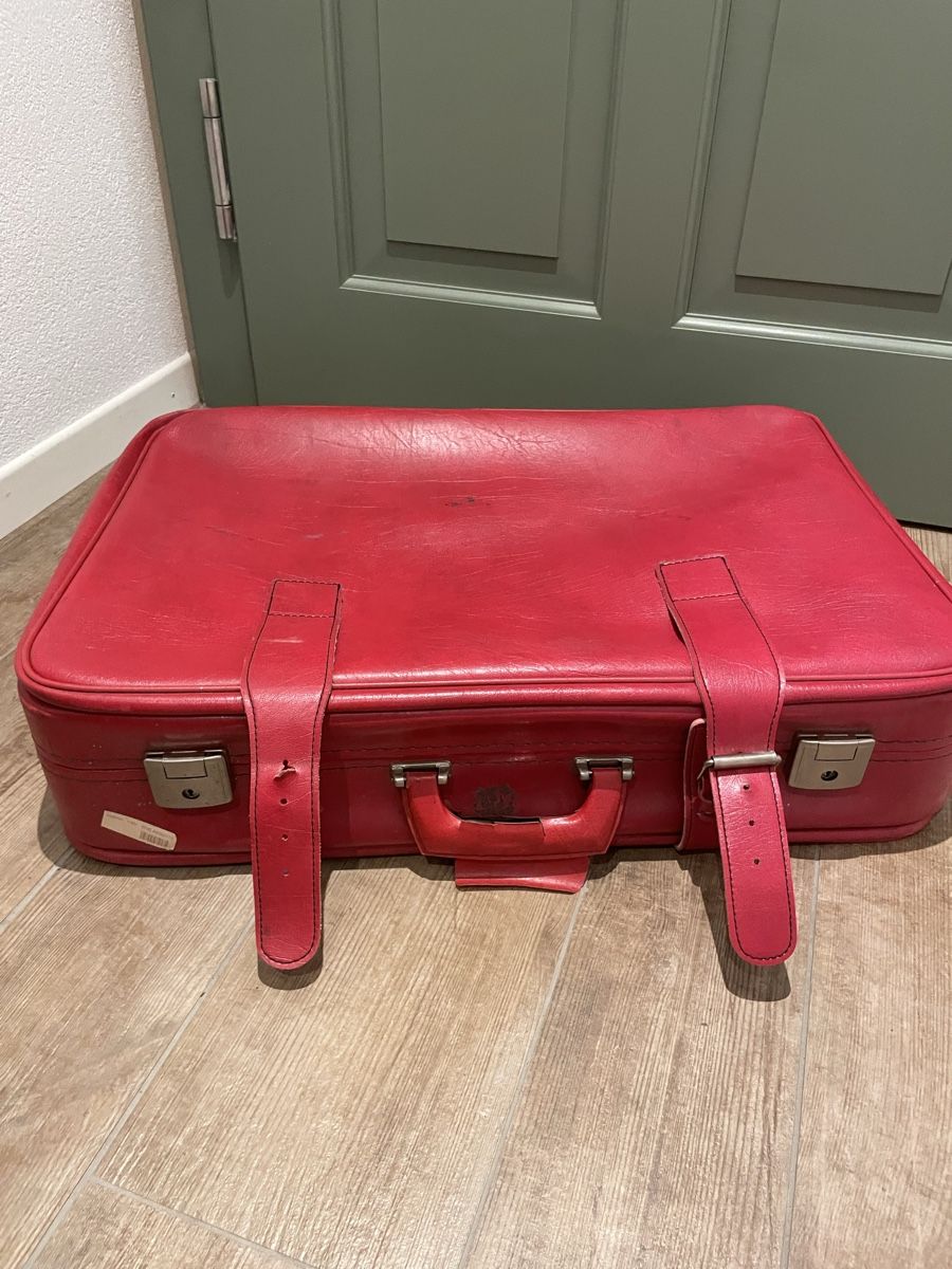 Valigie: Vintage Koffer in rot – Usato da Weesen venduto da lex_9swr