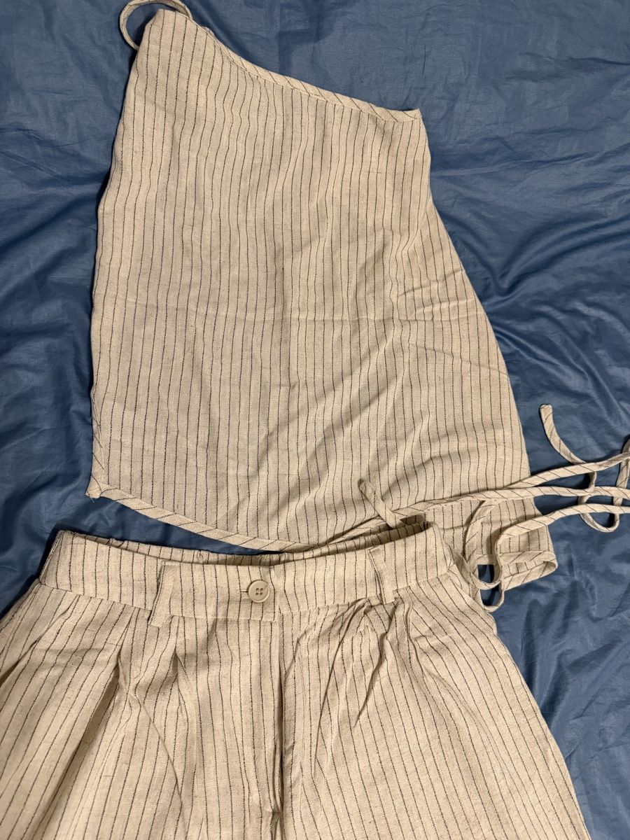 Pantaloni: Damen Hose gestreift Grösse M gute Kondition – Usato da Luzern venduto da Lorena.haj 1