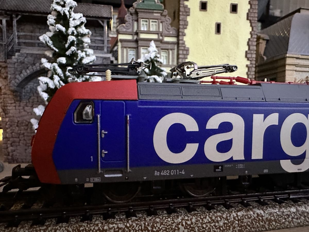 Märklin Modellini di ferrovie: Märklin 36861 SBB Re 482 – Usato da Lupsingen venduto da New-Haven 1