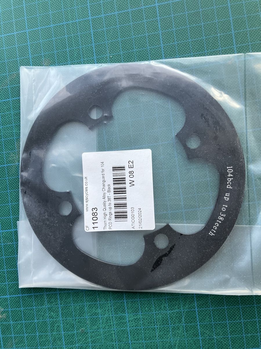 Ersatzteile: Kettenschutz Thorn 104mm, 4-loch – Neu und originalverpackt aus Bern von Tschicken