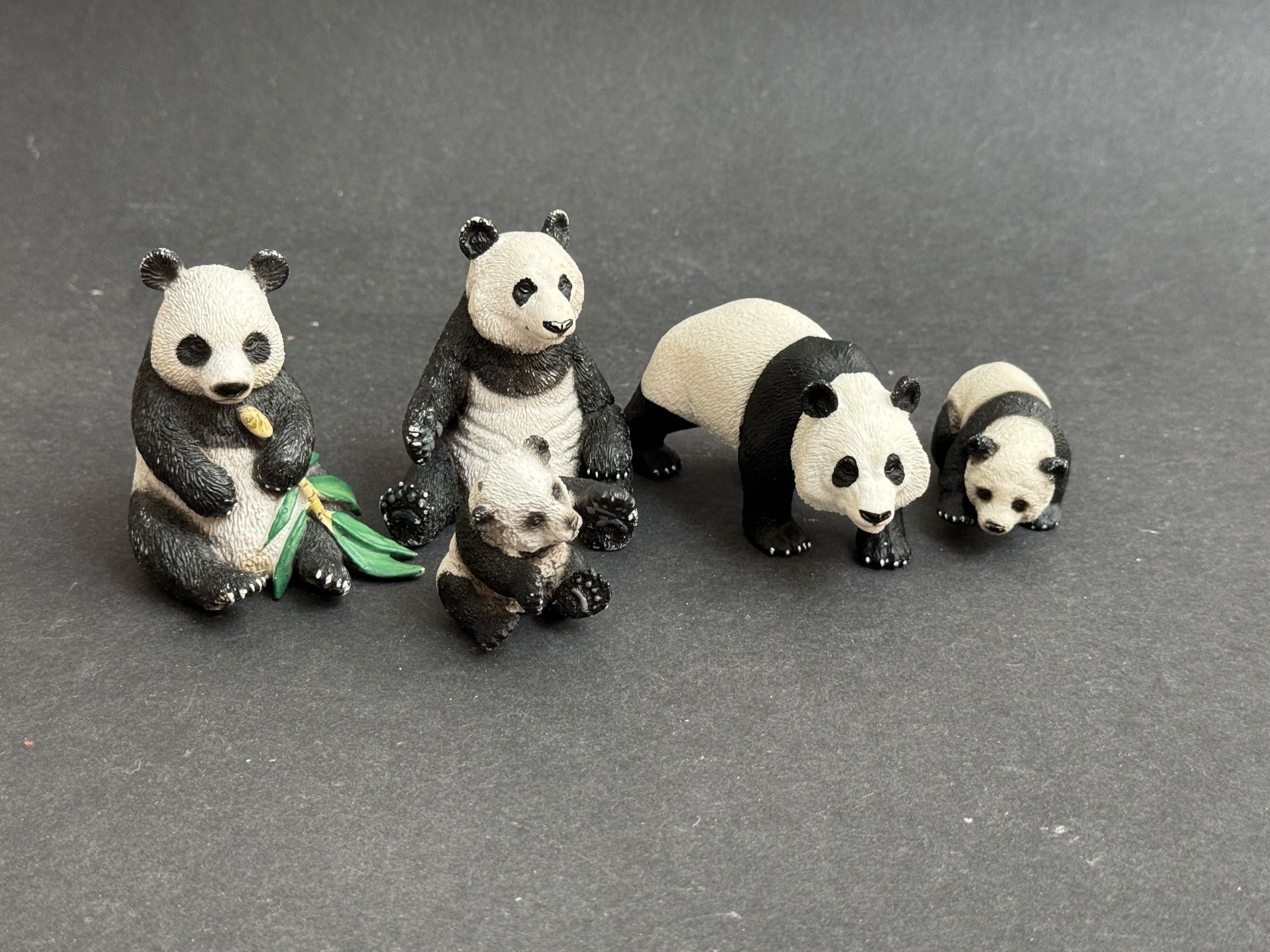 Schleich Statuette: Scheich Pandabär Panda Bär groß und klein – Usato da Ennetbaden venduto da mapa05