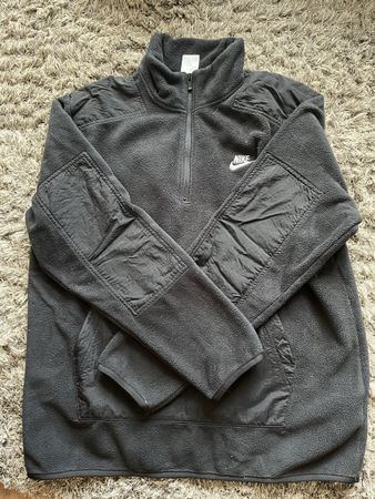 nike pullover