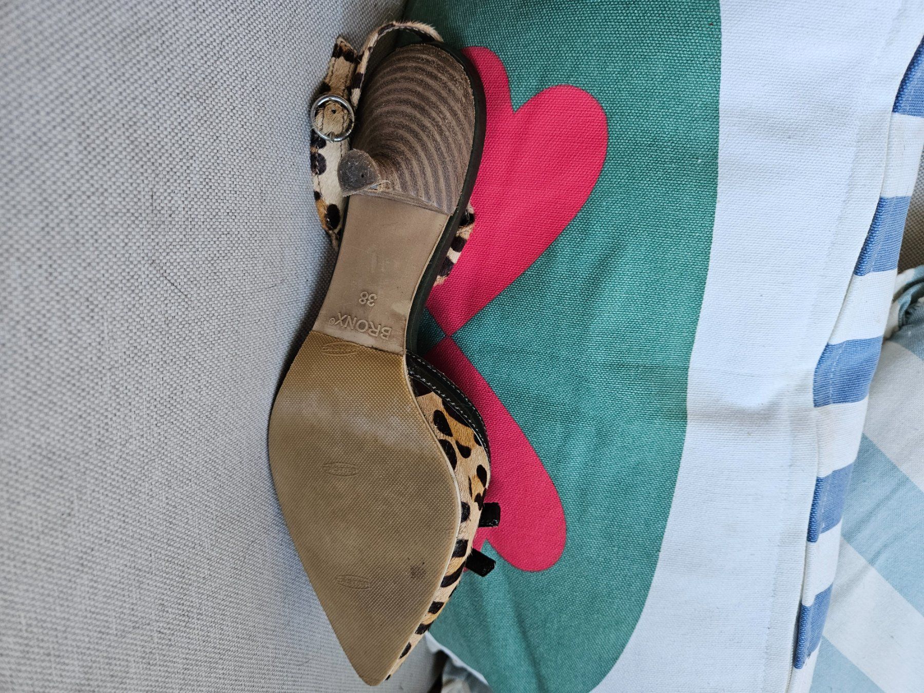 Scarpe da donna: Leoprint Kitteheel Slingpumps – Usato da Zürich venduto da nureni 2