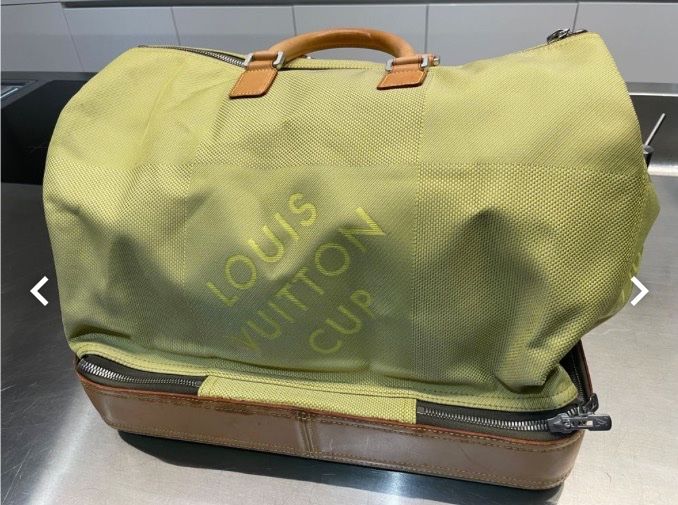 Louis Vuitton Borse: Limitierte Louis Vuitton Reisetasche, Canvas, gelb – Usato da Zürich venduto da Heinz_023