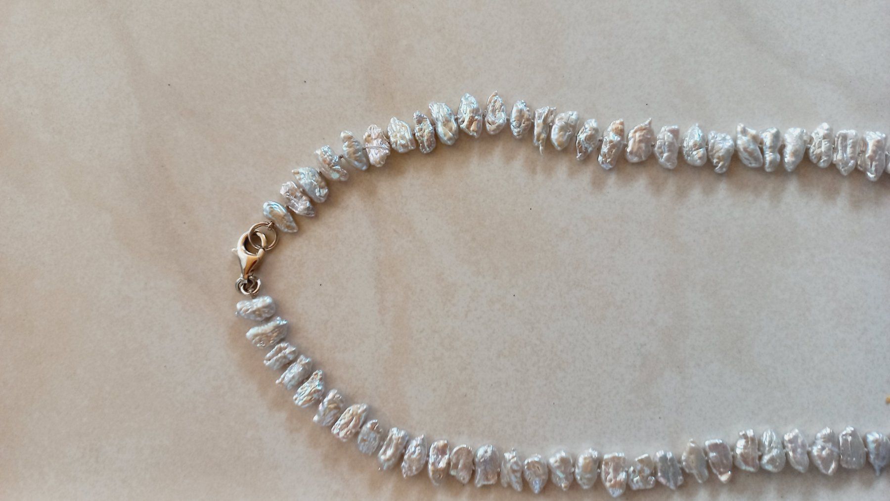 Catenine: Perlen Halskette Silber Verschluss. Länge 45cm – Nuovo e nell'imballaggio originale da Winistorf venduto da acreativ 3