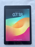 Apple iPad (6. Generation) 32 GB Silber guter Zustand