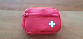 Nothilfe Tasche für Autos oder Camping Grösse M (neu)