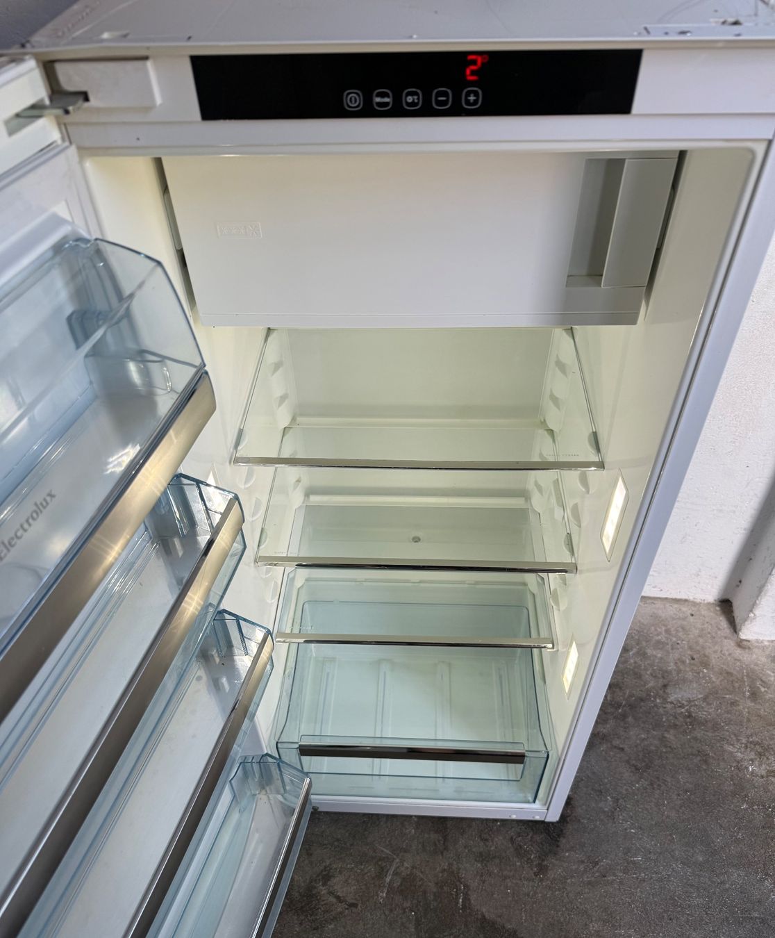 Electrolux Réfrigérateurs: Electrolux A++  H127 Eibaukühlschrank – D'occasion à Kloten par top2000 1