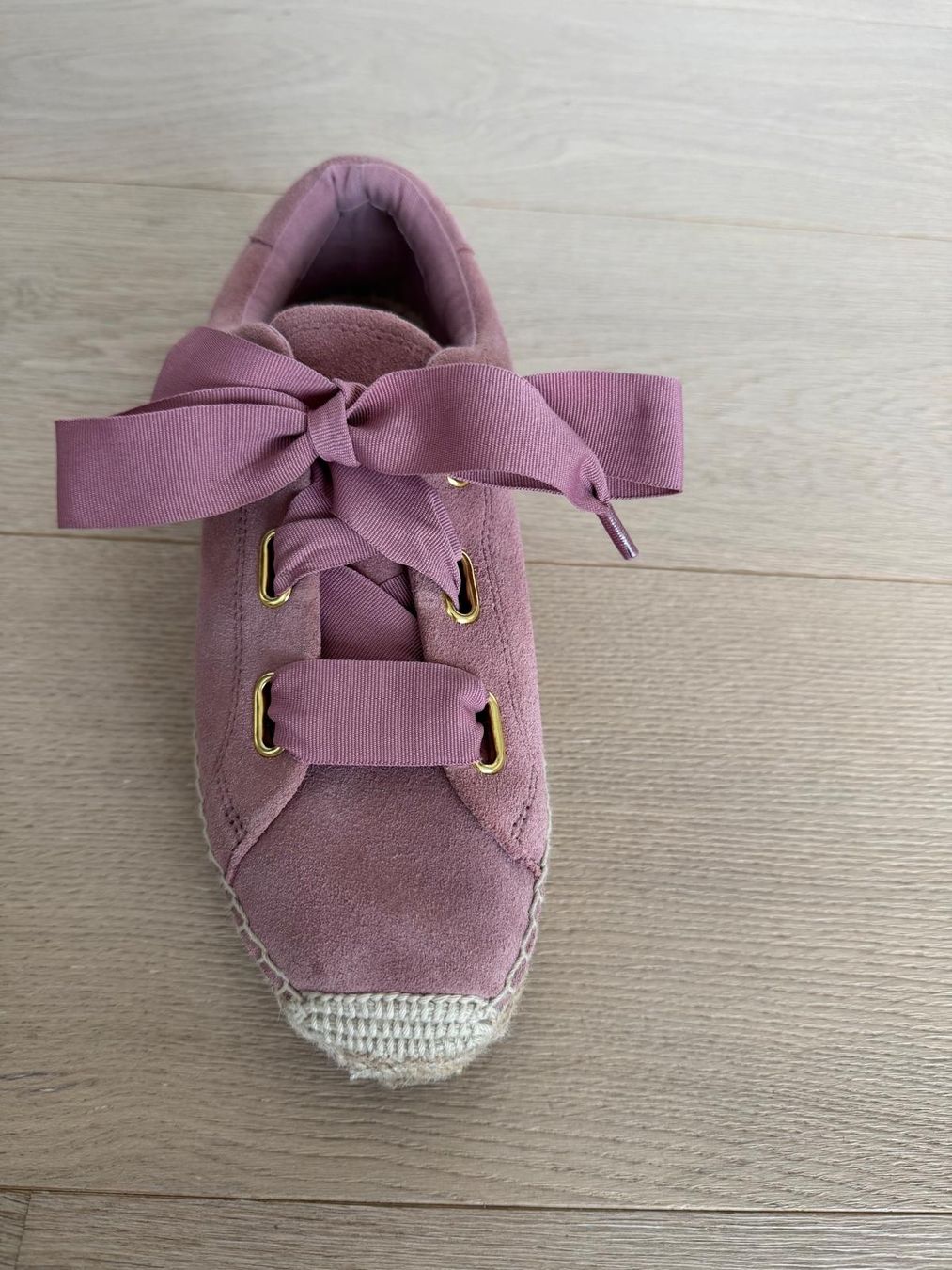 Ugg Scarpe da donna: Stiefeletten mit Schleife – Usato da Zollikon venduto da gab_v26c