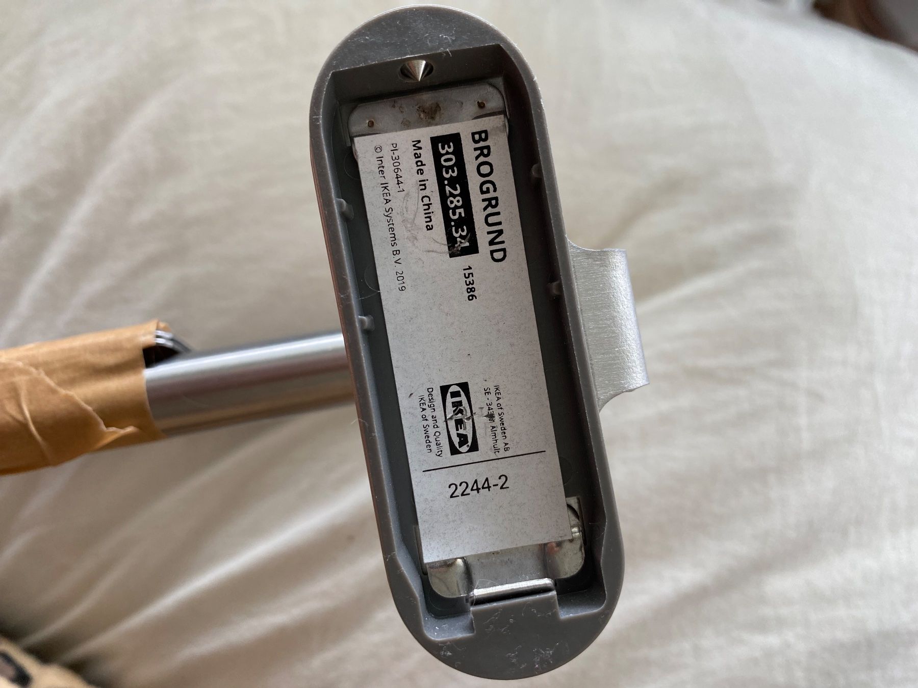 Ikea Portasciugamani: Ikea Brogrund Handtuchhalter – Usato da Bern venduto da kat_d9p5 2